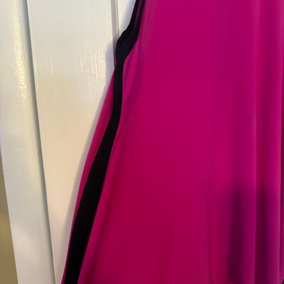 Express High Neck Tank - Picture 2 of 5